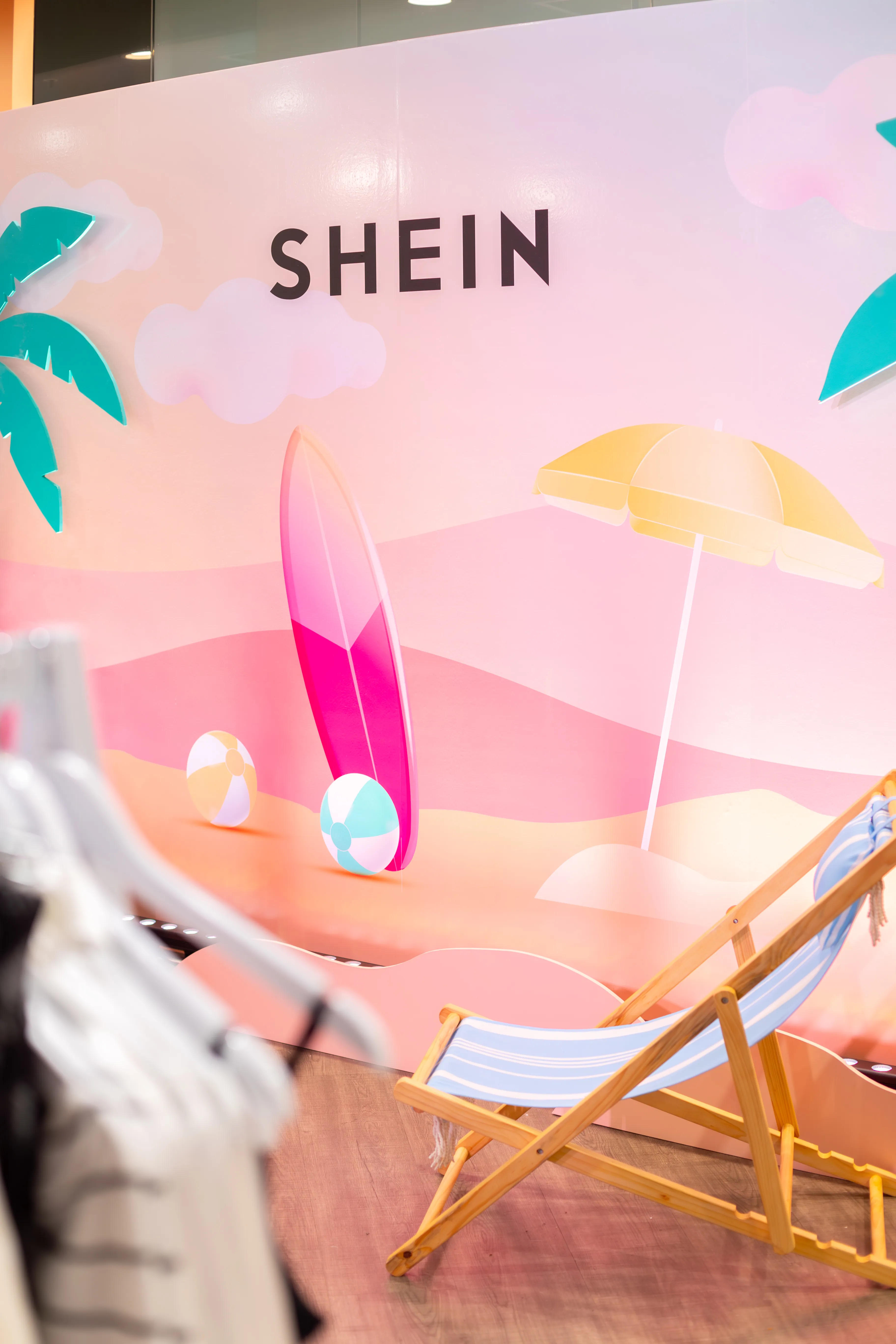 SHEIN — Beach Club photozone backdrop