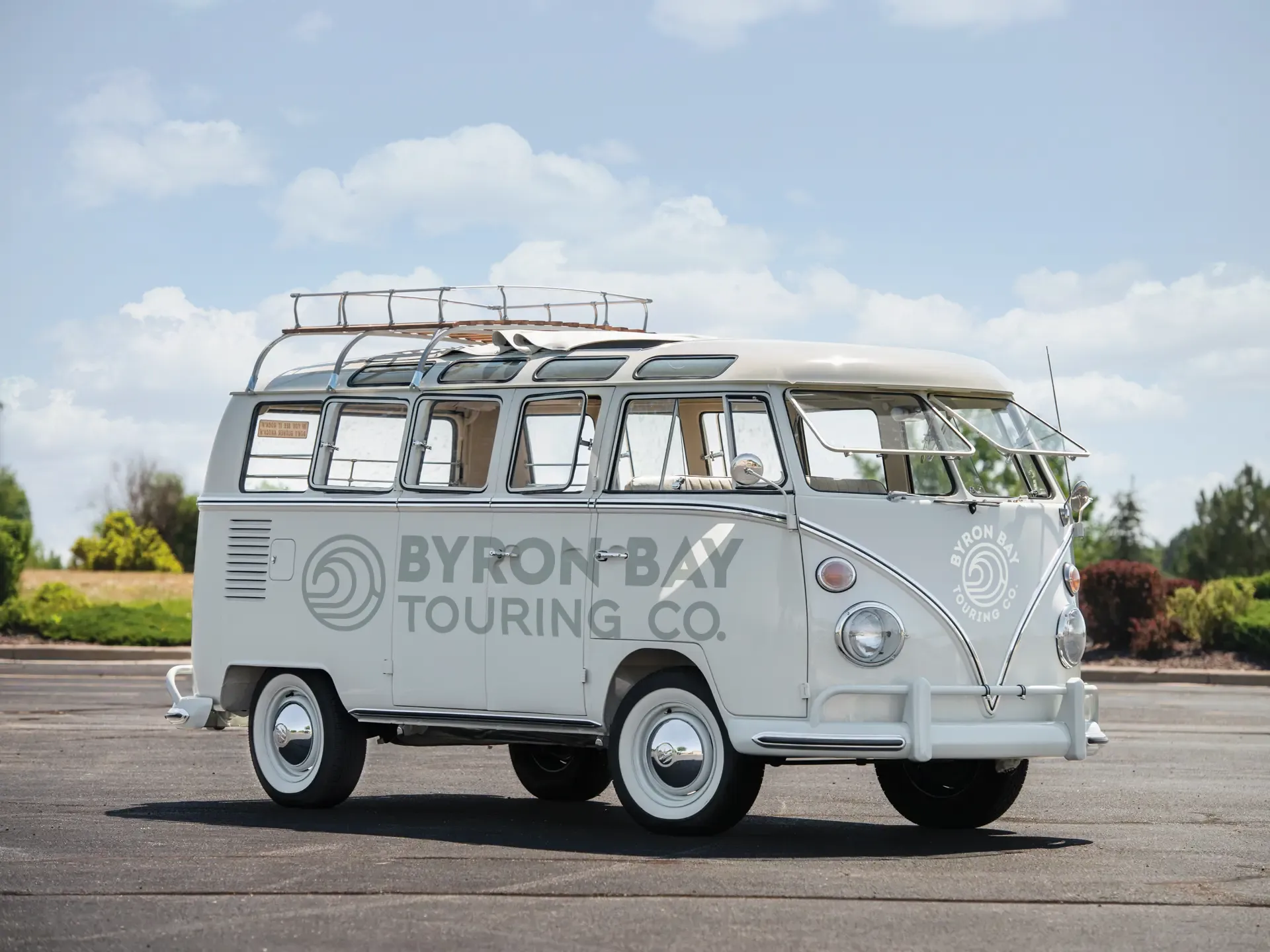 Byron Bay Touring Co. van