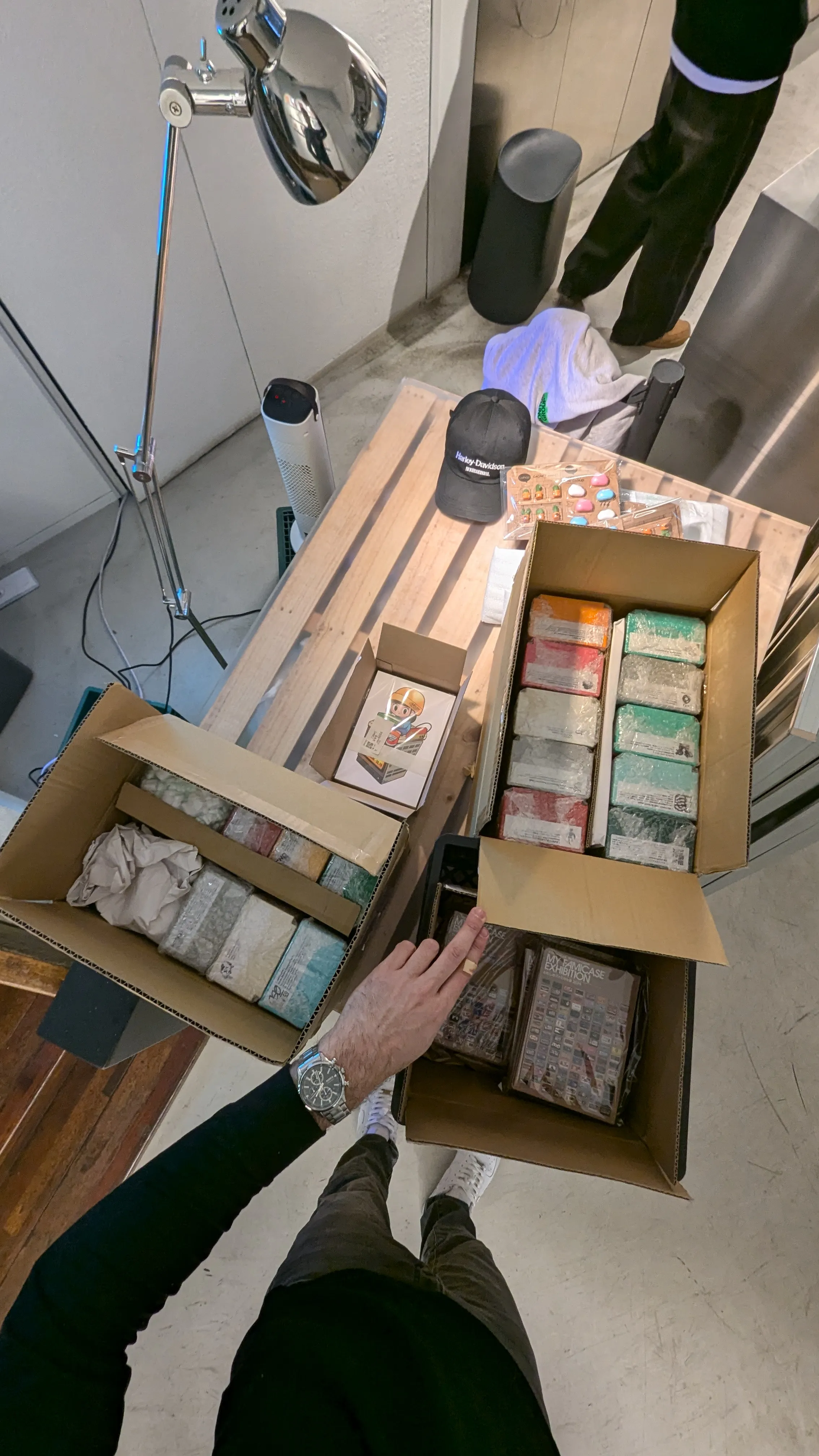 Famicase build — cartridges going up